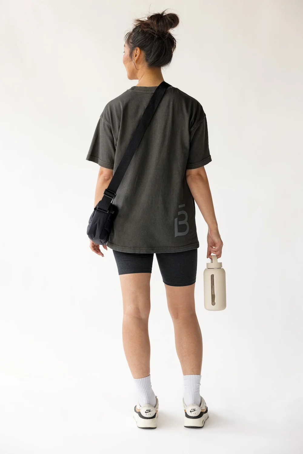 barre3 Oversized Tee - Vintage Black - Image 4